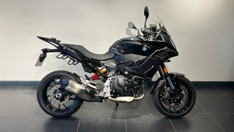 BMW F900 XR